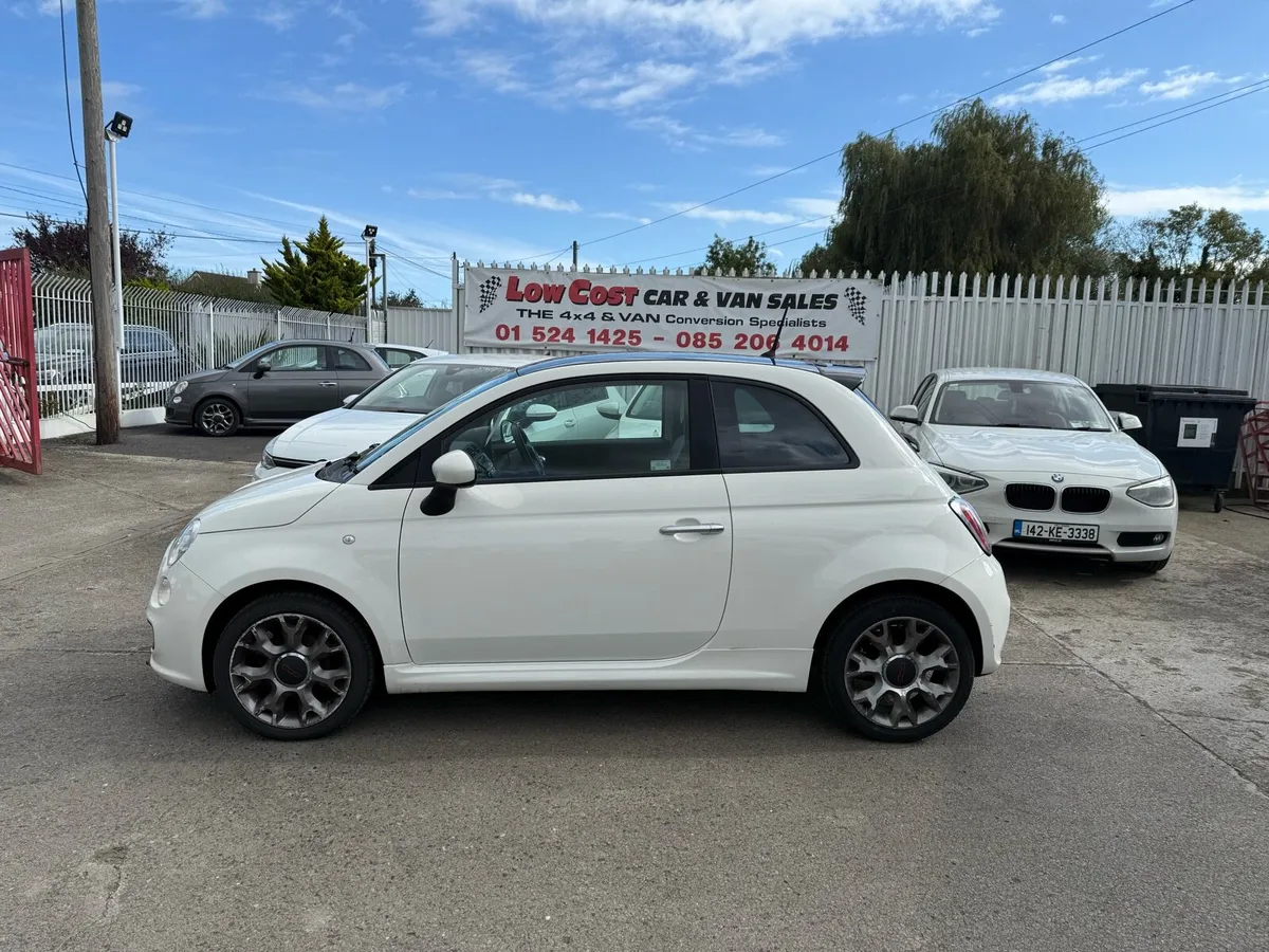 Car - Image 1