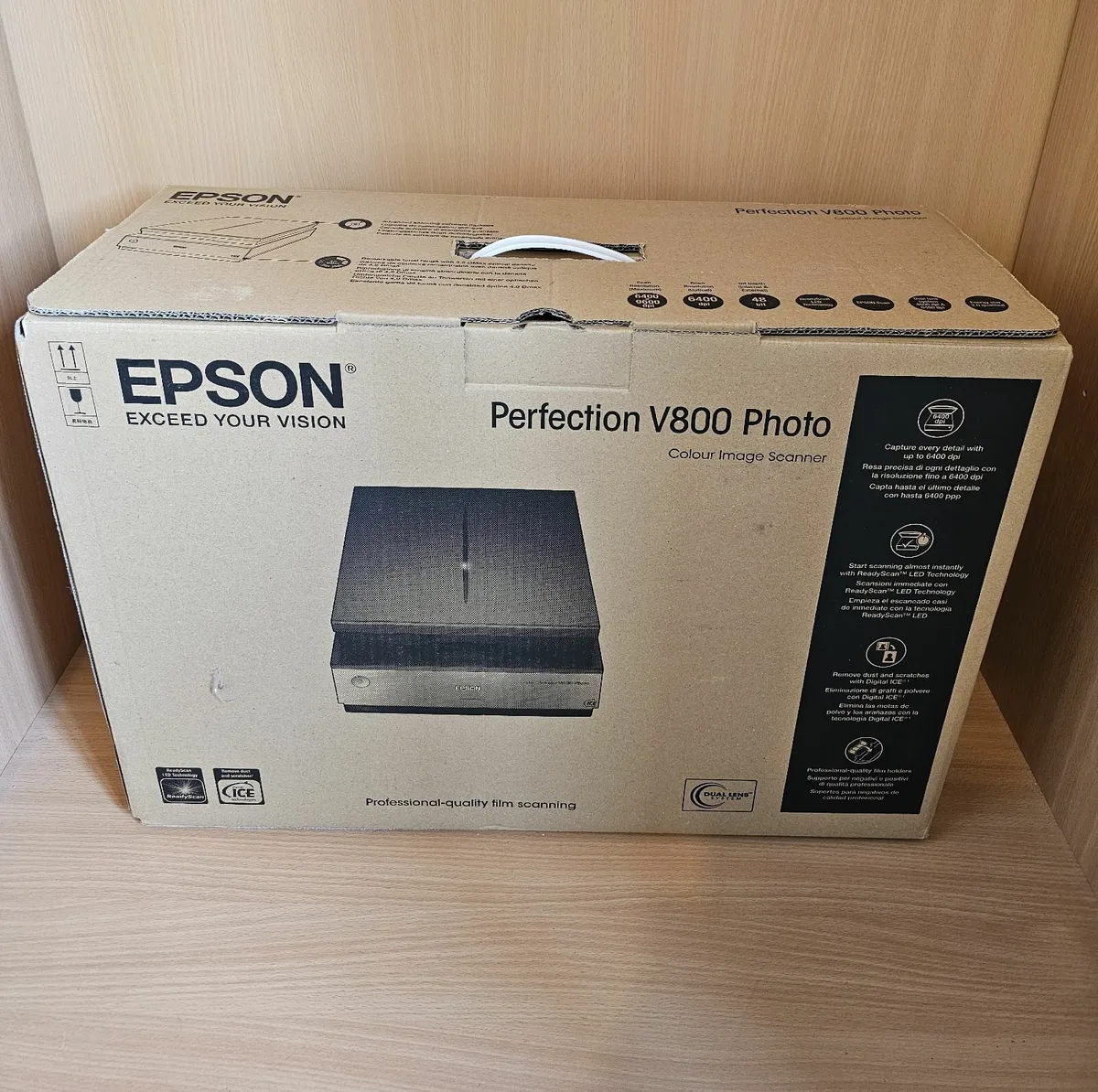 Epson V800 Scanner **NEW** - Image 1