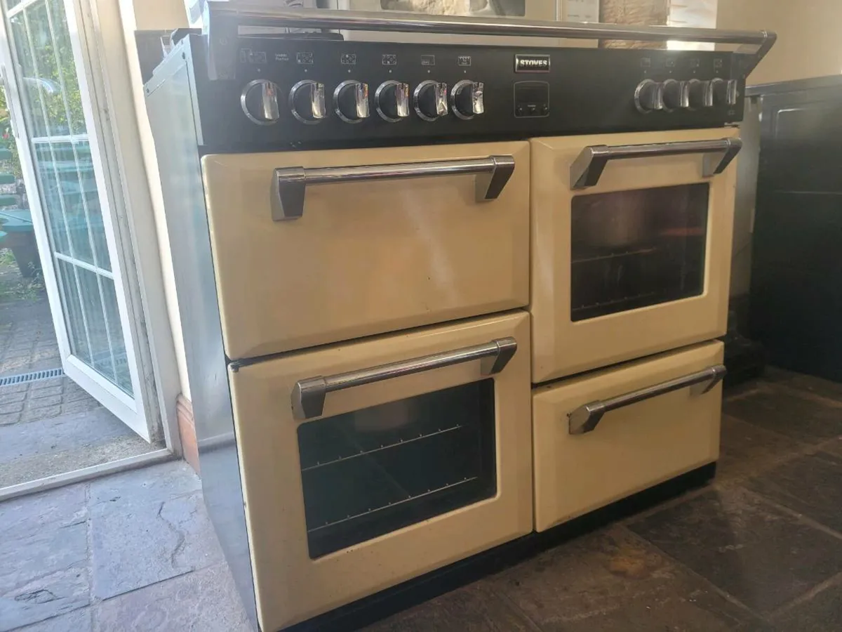 Gas/electric cooker