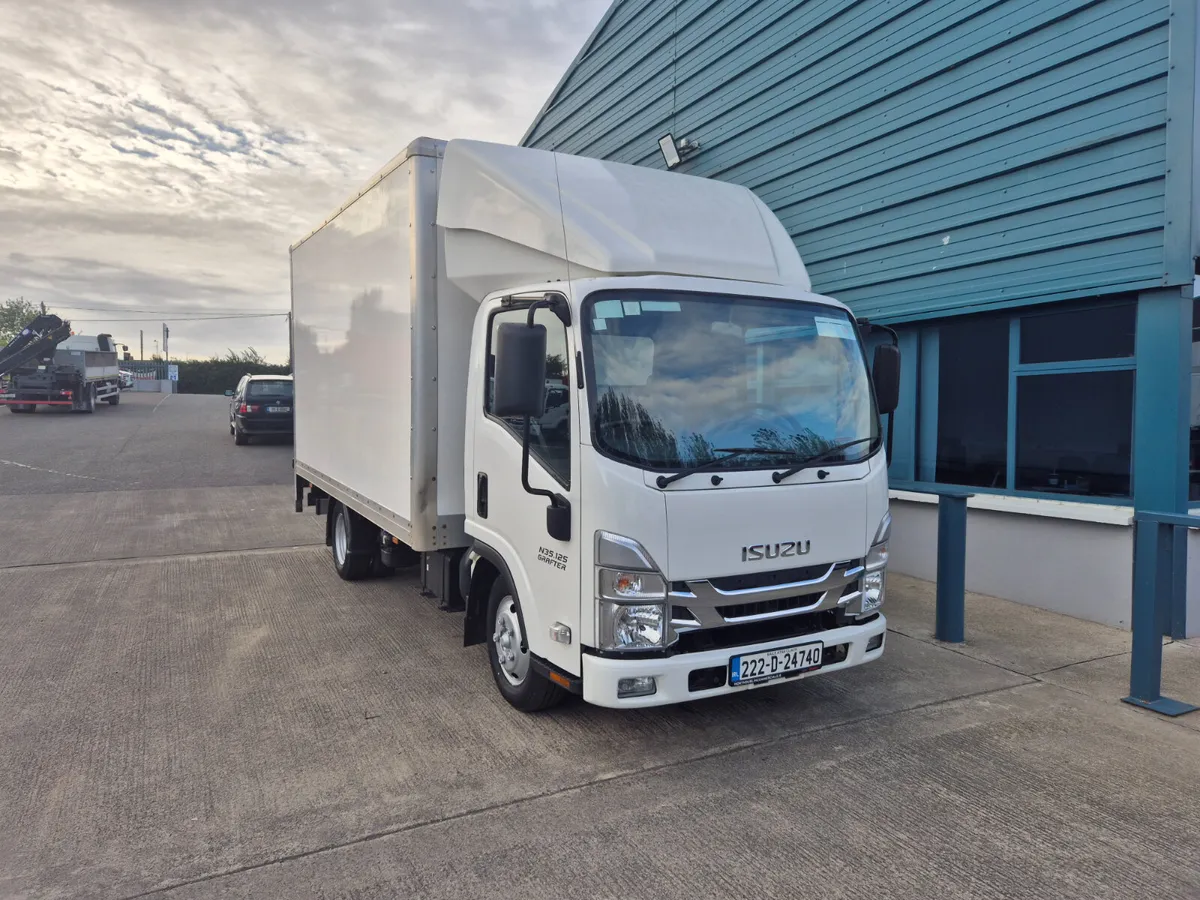 2022 ISUZU N35 3.5TON BOX BODY - Image 2