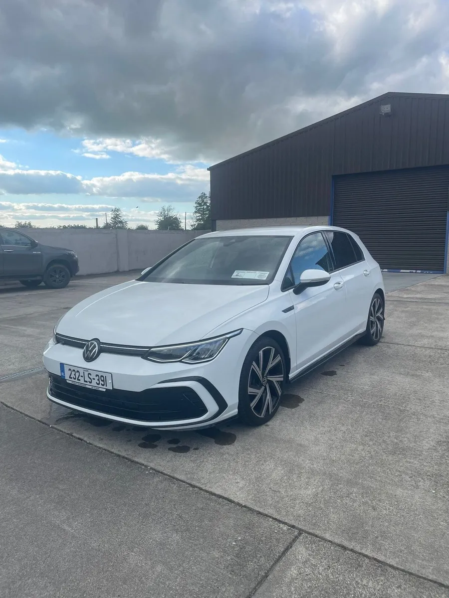 232 Volkswagen Golf Rline 2L Tdi 150bhp - Image 3