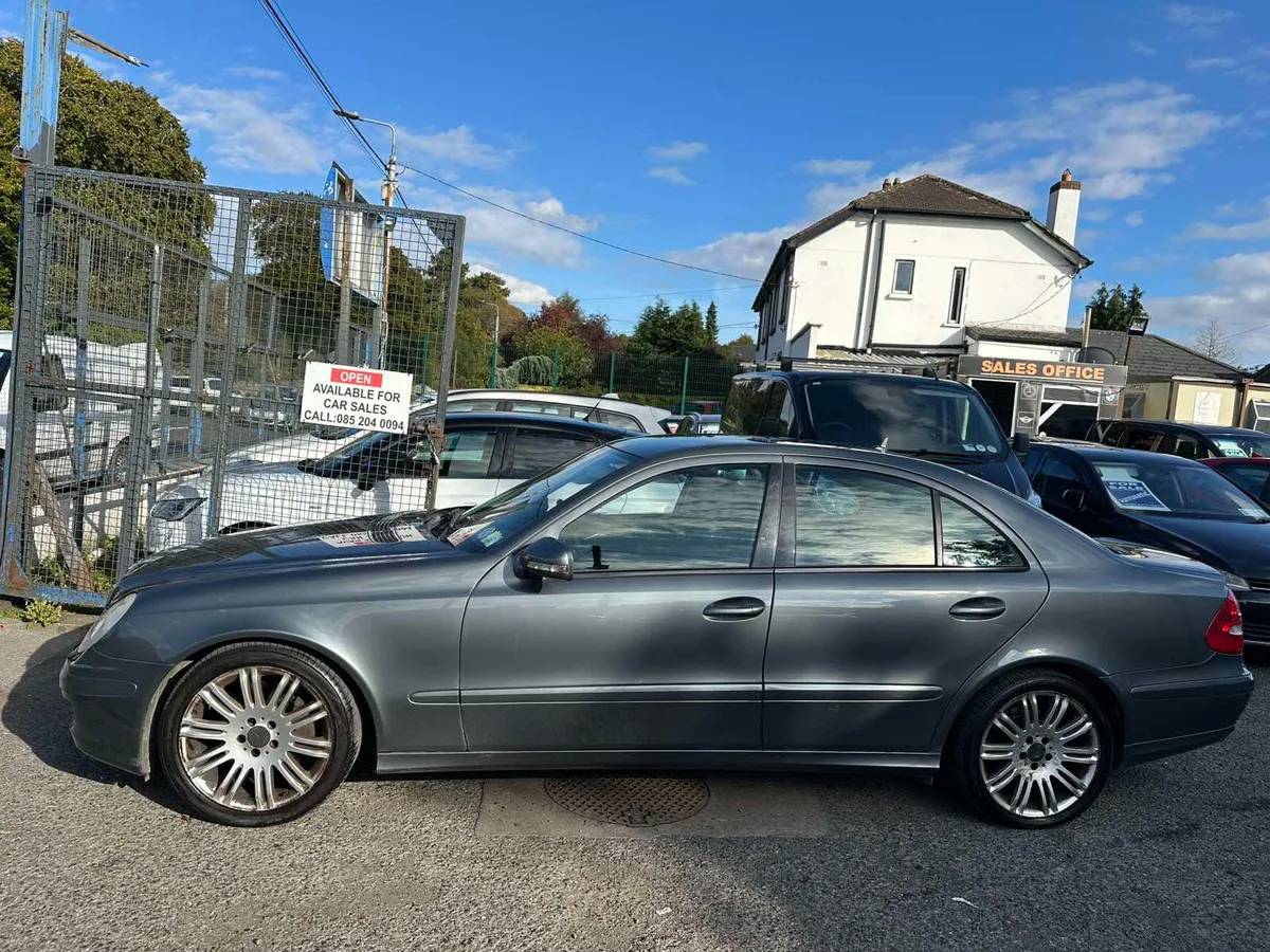 2009 E-Class Automatic Low Mileage - Image 2