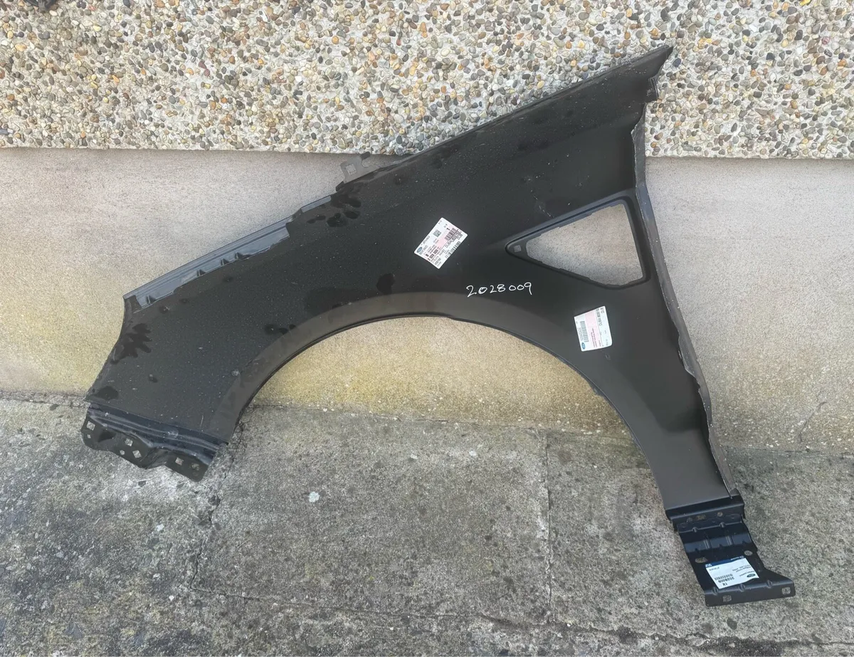 Ford Galaxy 2015- right wing 2028009 - Image 2