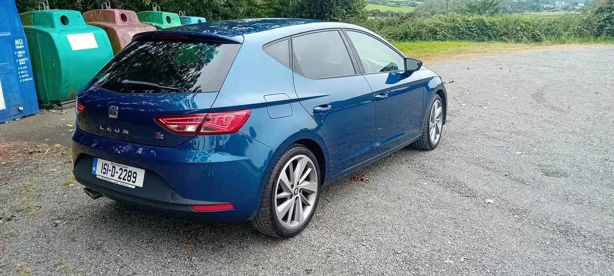 SEAT Leon FR 2.0 TDI 150HP Titanium Pack - Image 2