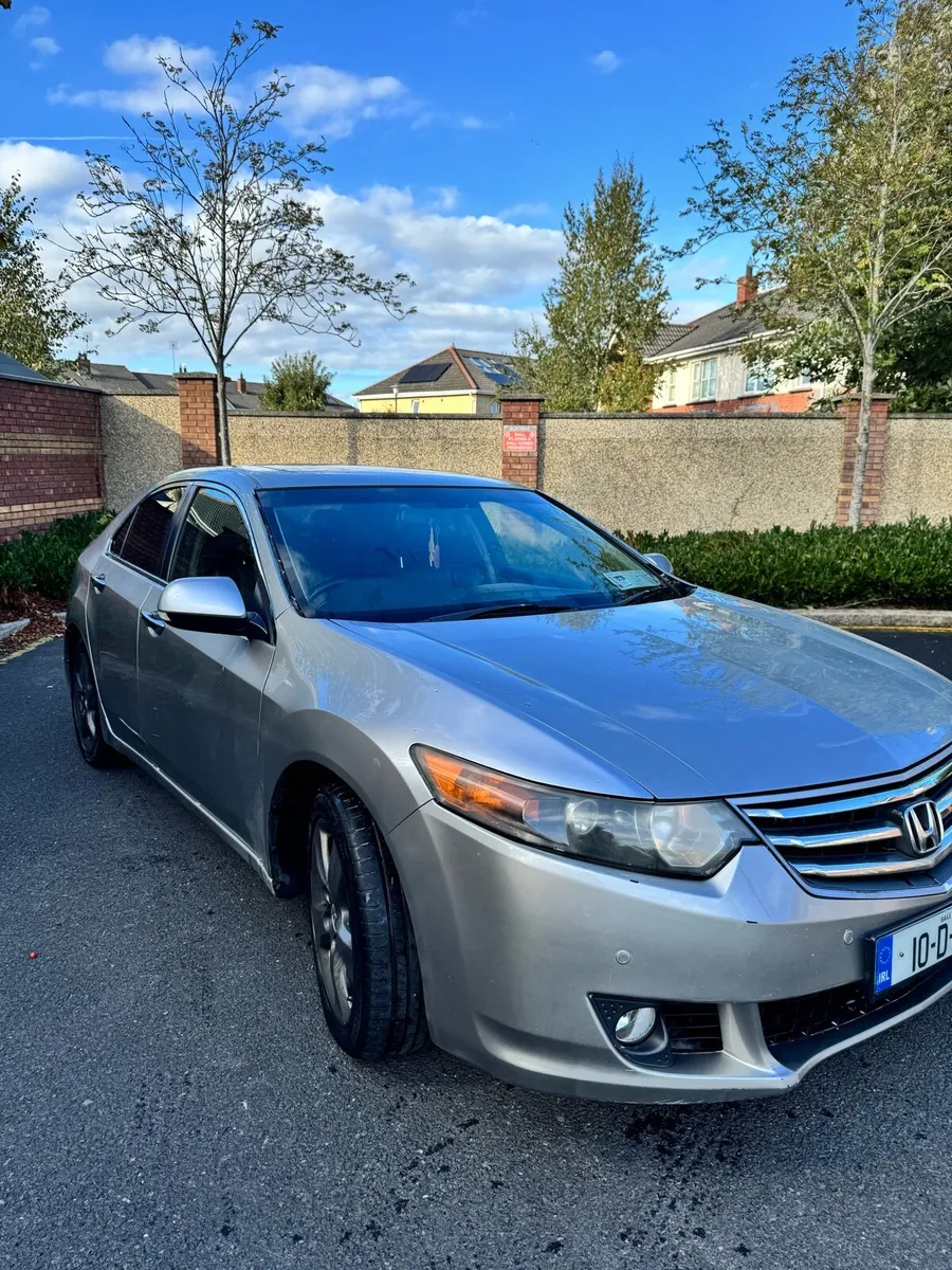 2010 Honda Accord 2.2 i-DTEC Automatic – €4,000 - Image 1