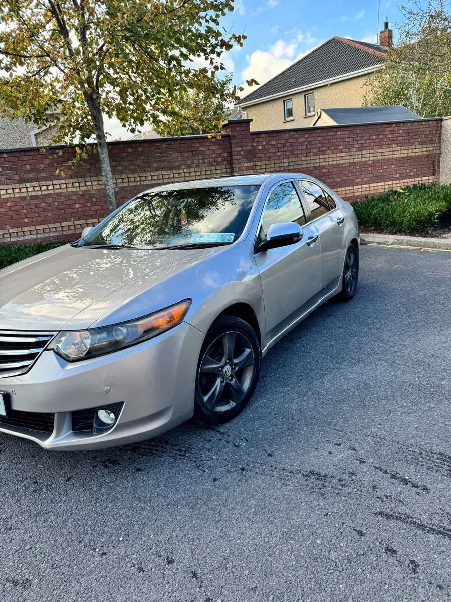 2010 Honda Accord 2.2 i-DTEC Automatic – €4,000 - Image 2