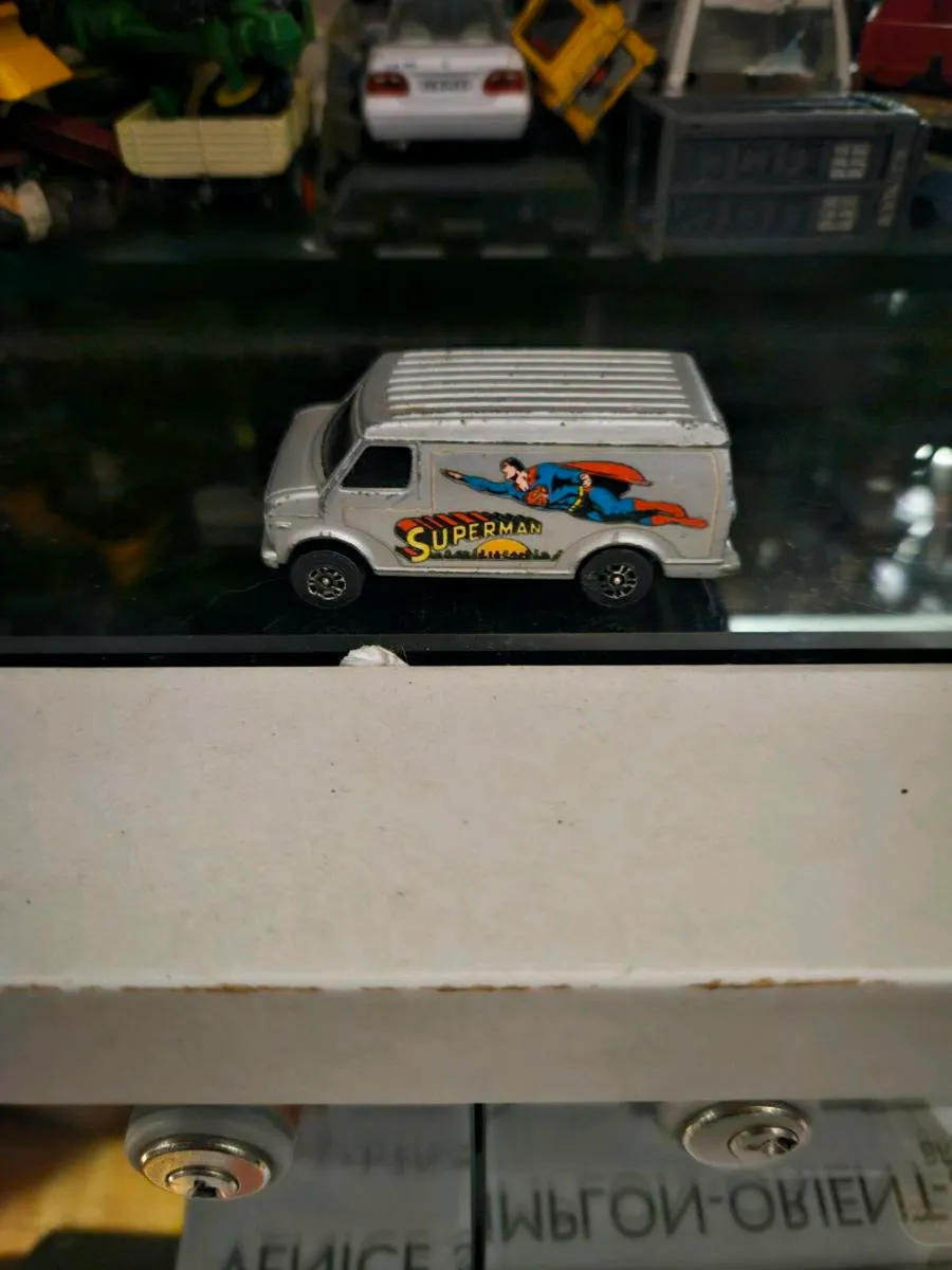 Corgi Superman Van - Image 1