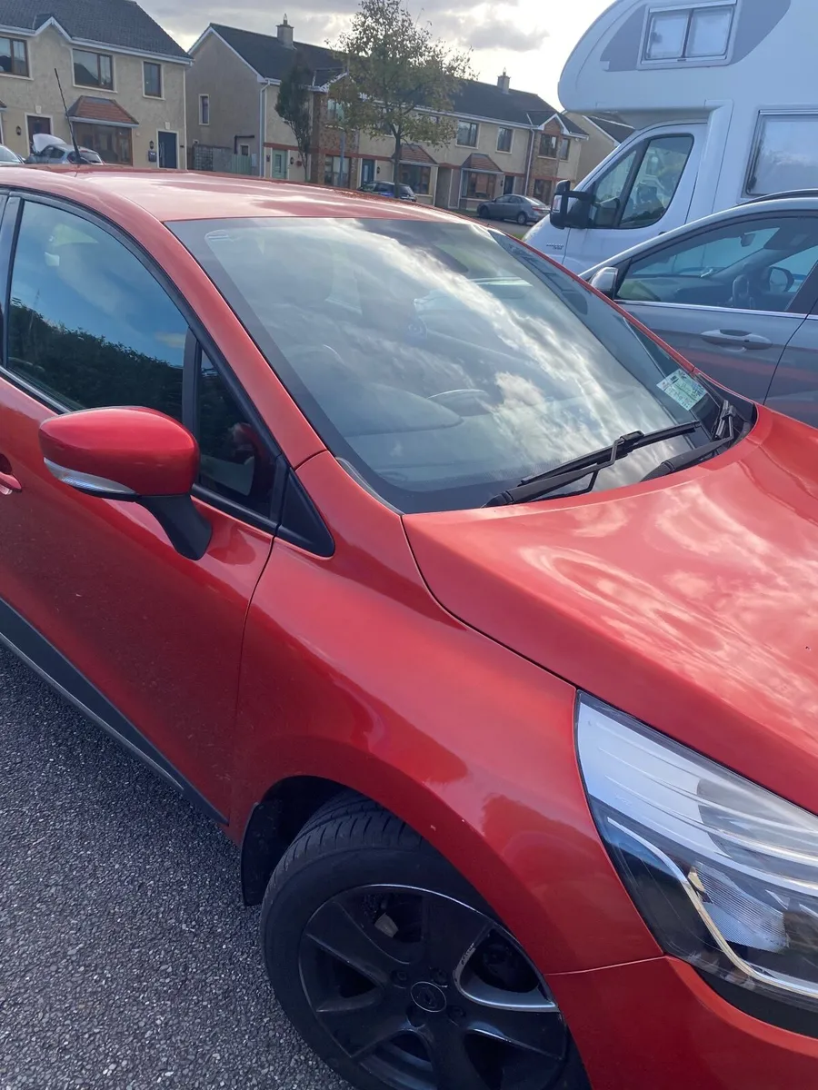 Renault Clio 2013 - Image 1