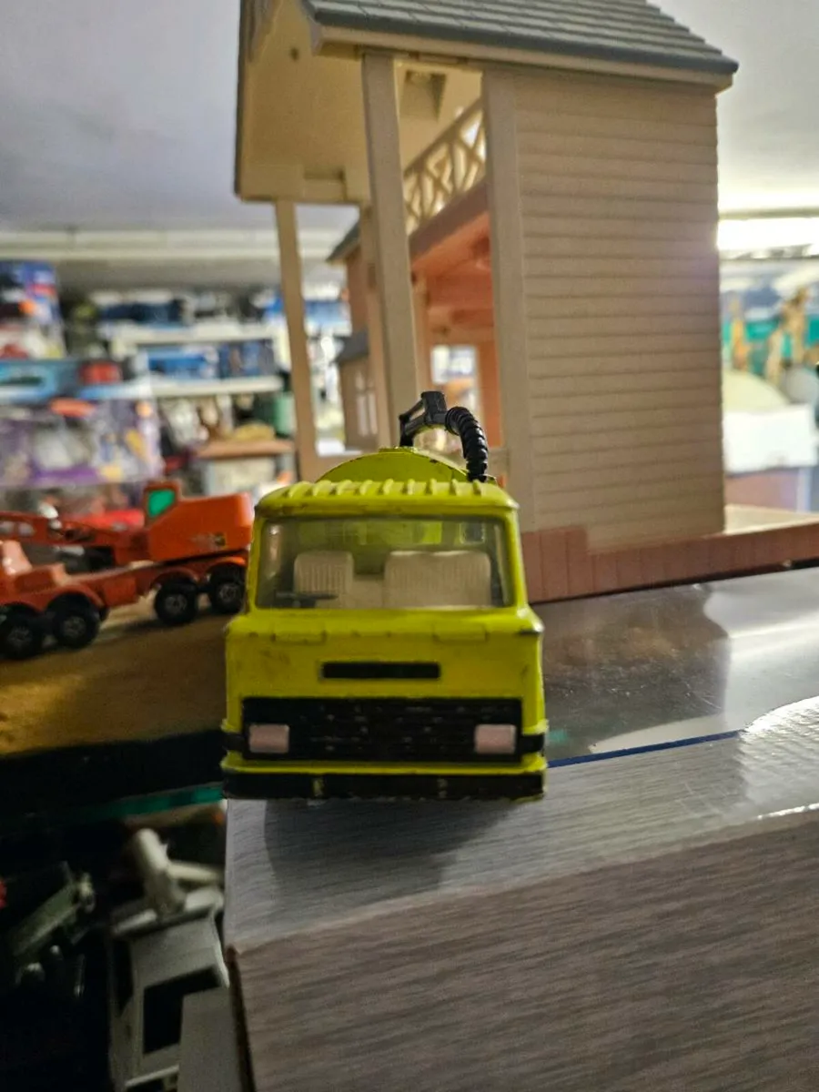 Dinky 1970's Ford Road Sweeper - Image 2