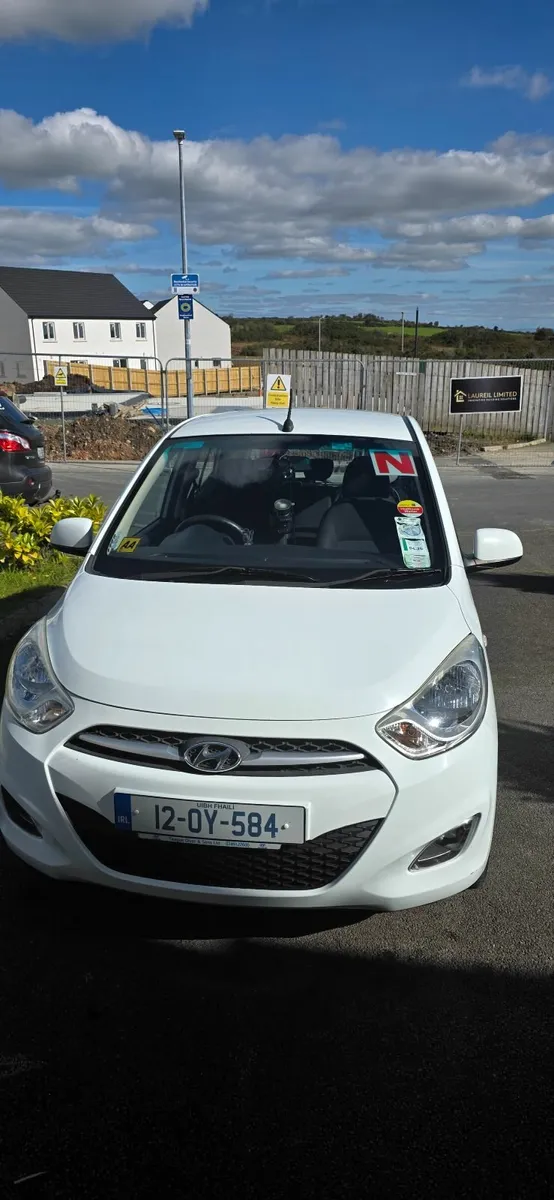 Hyundai I10 2012 Automatic petrol 1.2 - Image 1