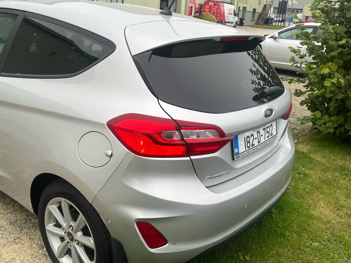 Ford Fiesta 1.0 automatic - Image 4