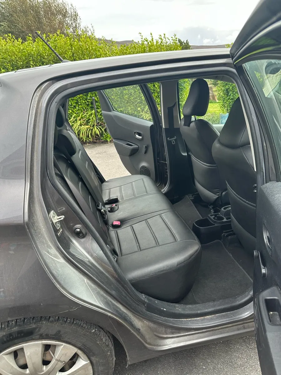 Toyota Yaris - Image 3