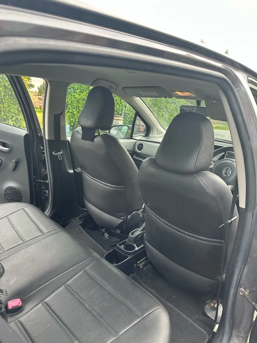 Toyota Yaris - Image 4