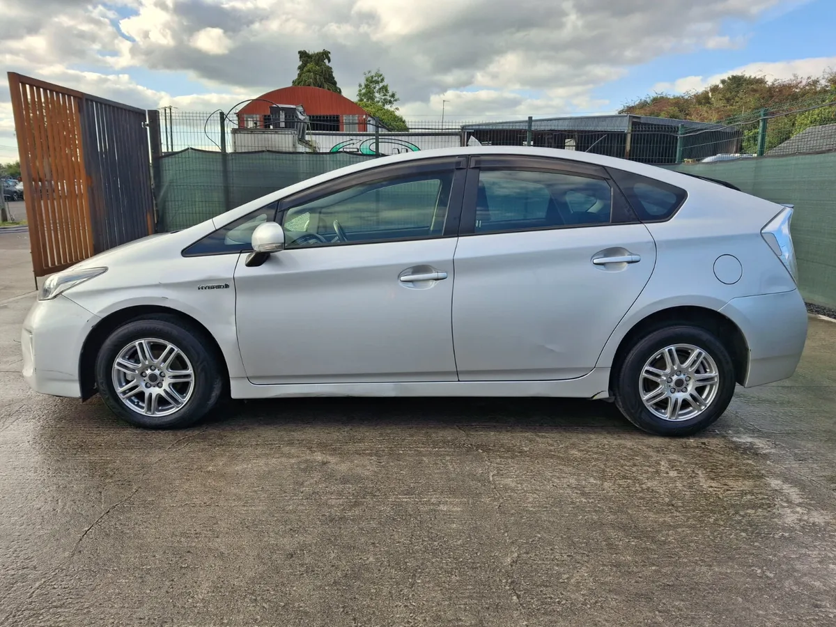 2014 Toyota Prius  1.8 Hybrid  Petrol  Automatic - Image 2
