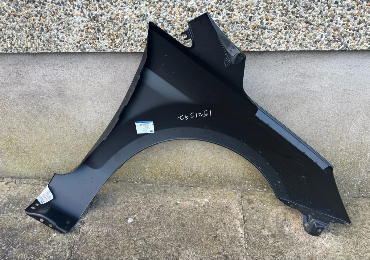 Ford Focus MK2 08-11 Left Front Wing 1521597 - Image 2