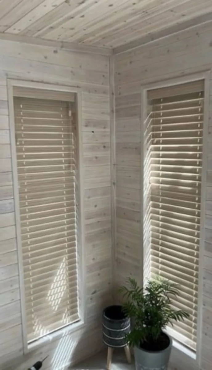 Log Cabin (no bathroom or plumbing) - Image 4