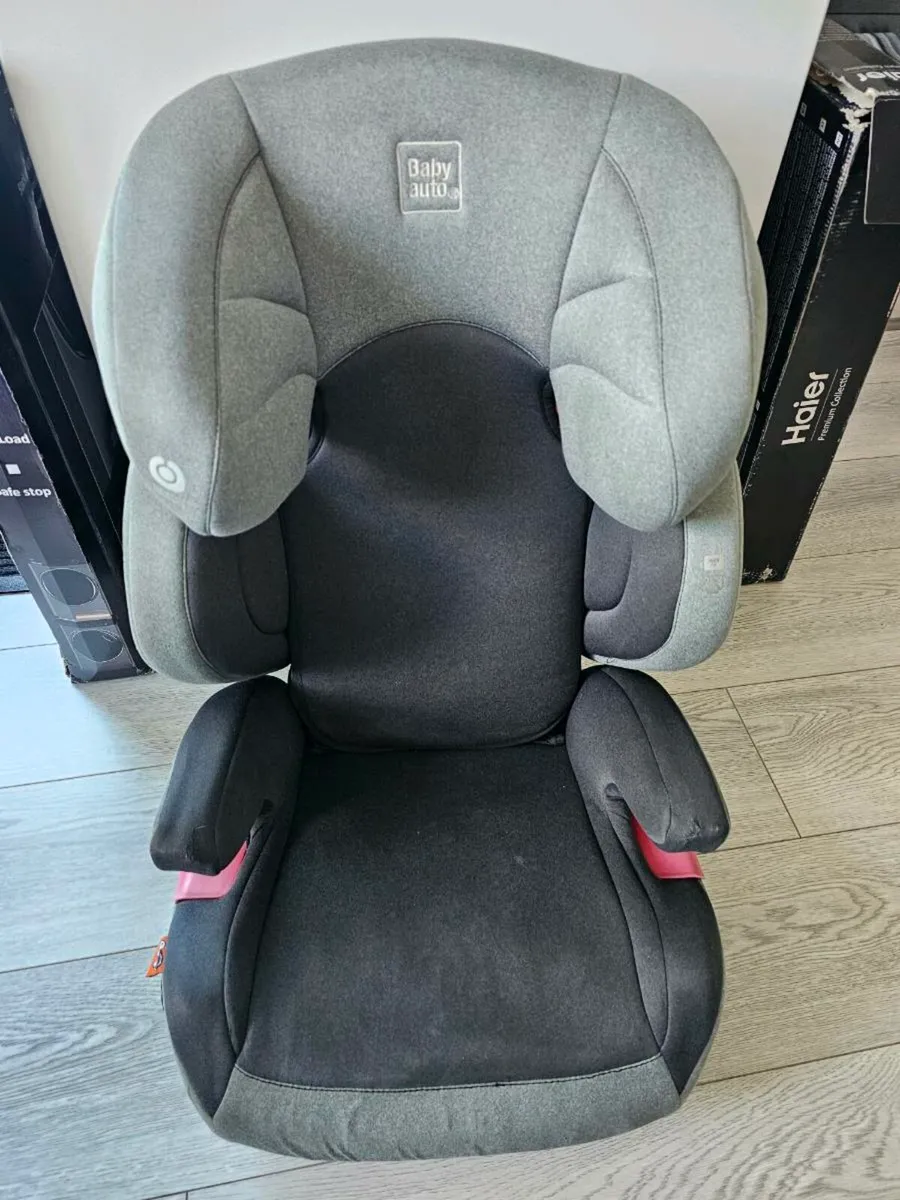 Iso fix car seat - Image 3