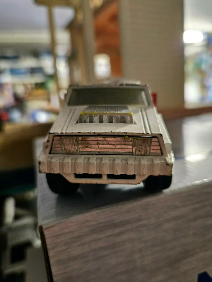 Matchbox Superkings Tow Truck - Image 1