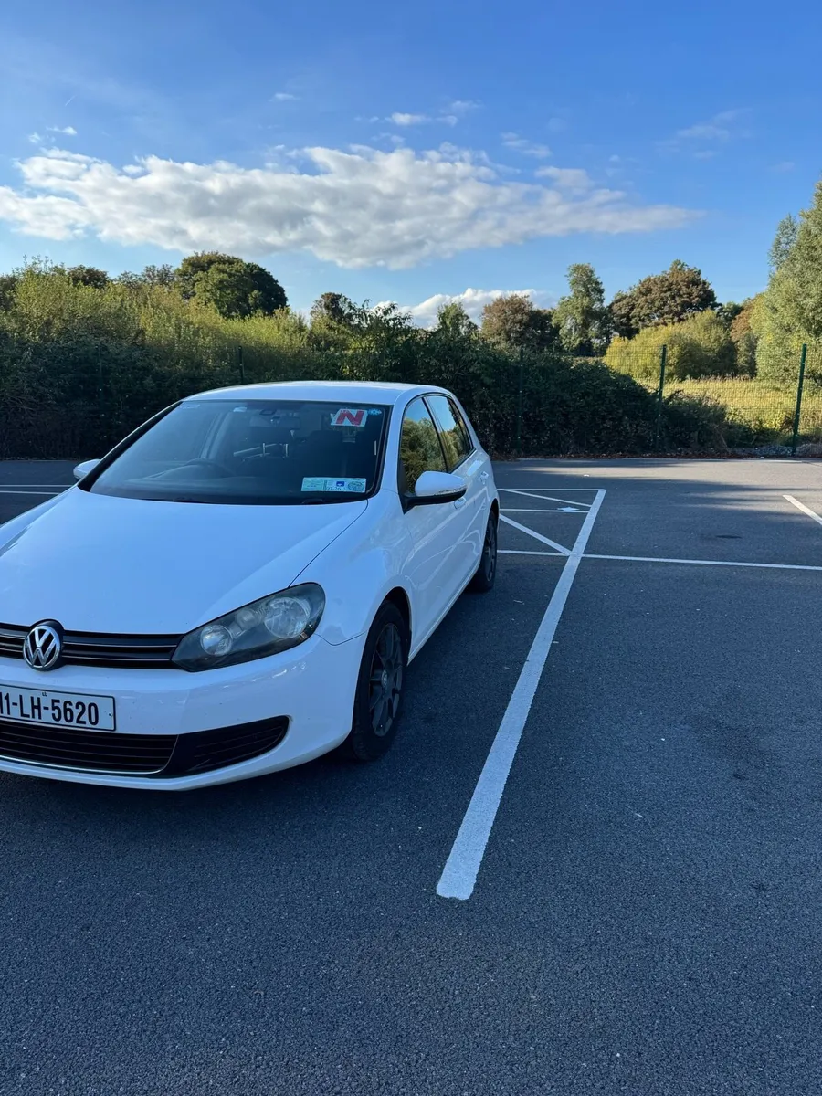 Volkswagen Golf TSI 2011 Automatic - Image 2