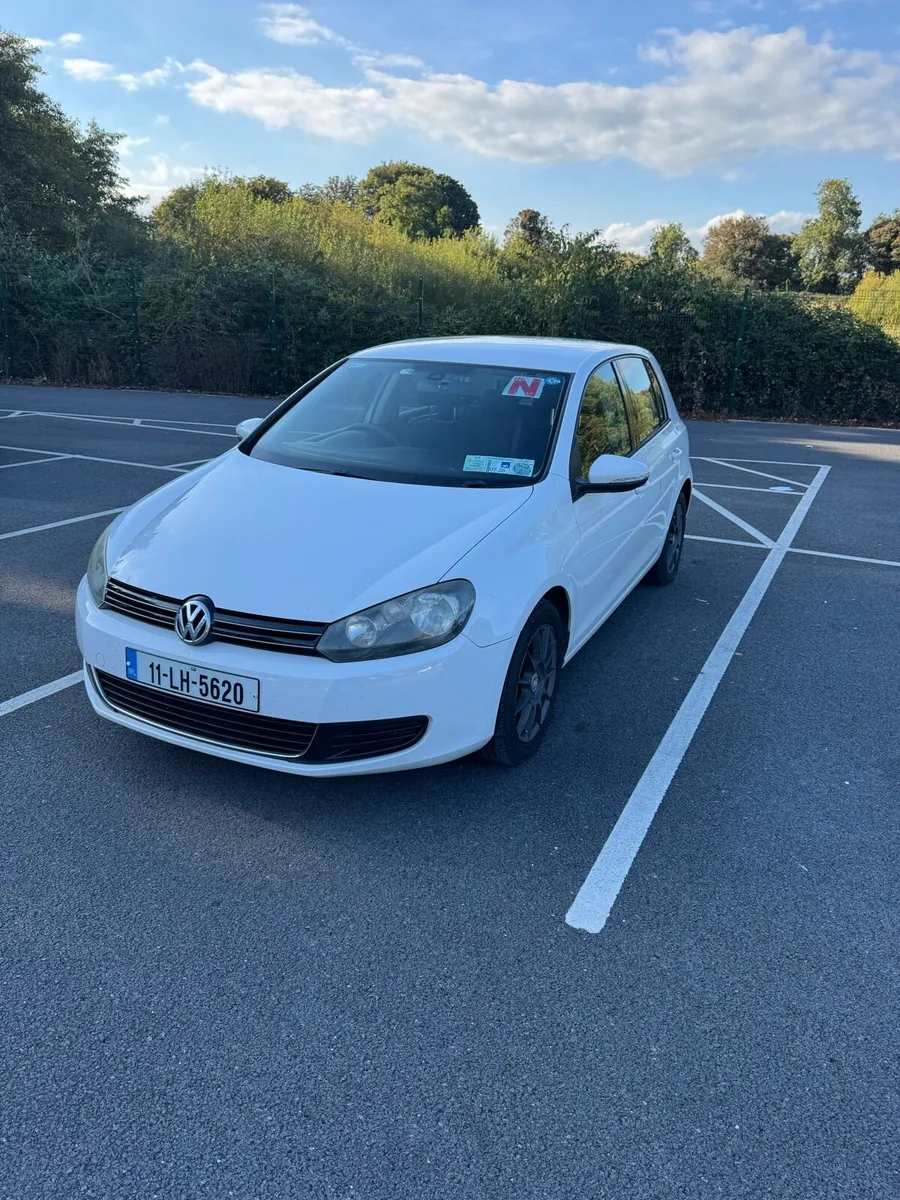 Volkswagen Golf TSI 2011 Automatic - Image 3