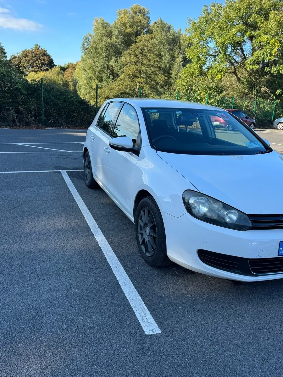 Volkswagen Golf TSI 2011 Automatic - Image 4