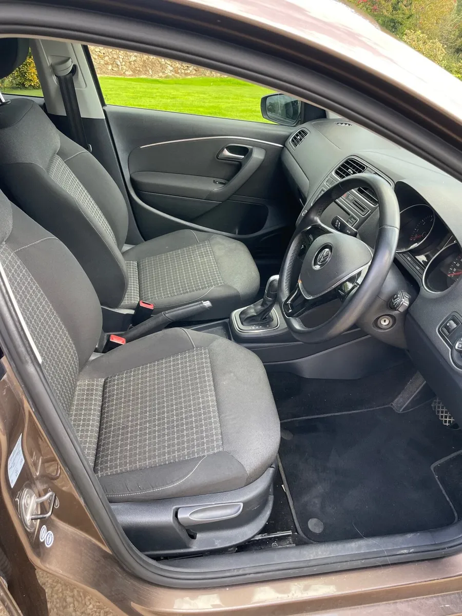 Volkswagen Polo 2015 - Image 4