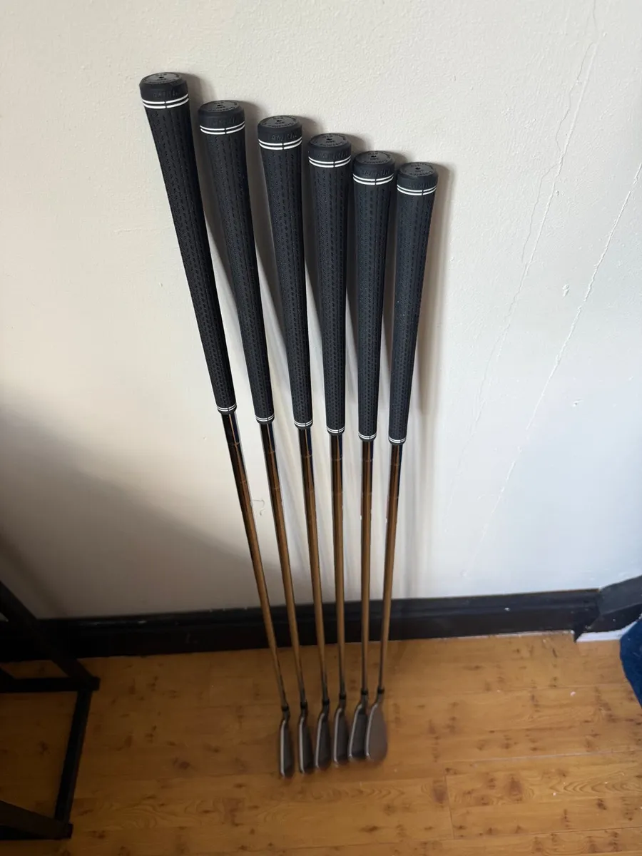 Golf club - Image 4