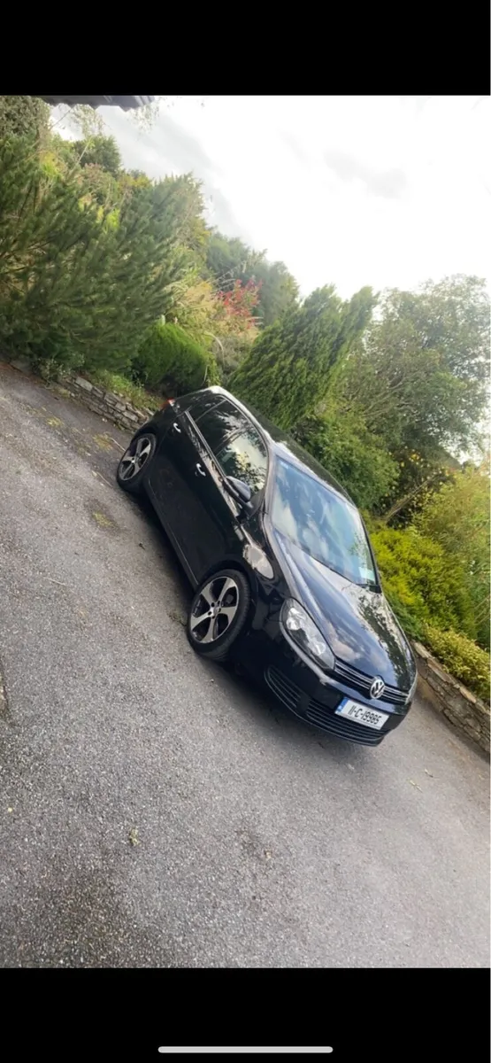 Volkswagen Golf - Image 1