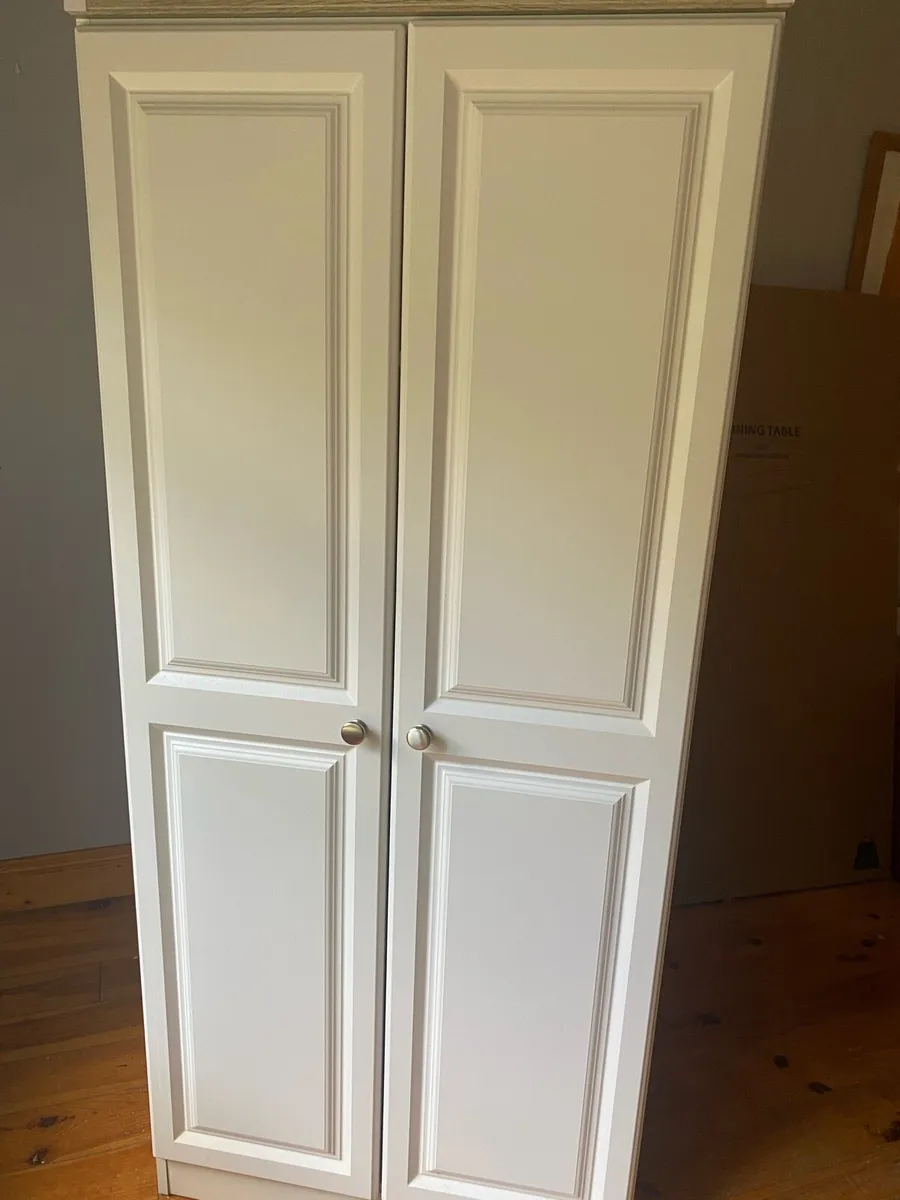 Wardrobe - Image 2