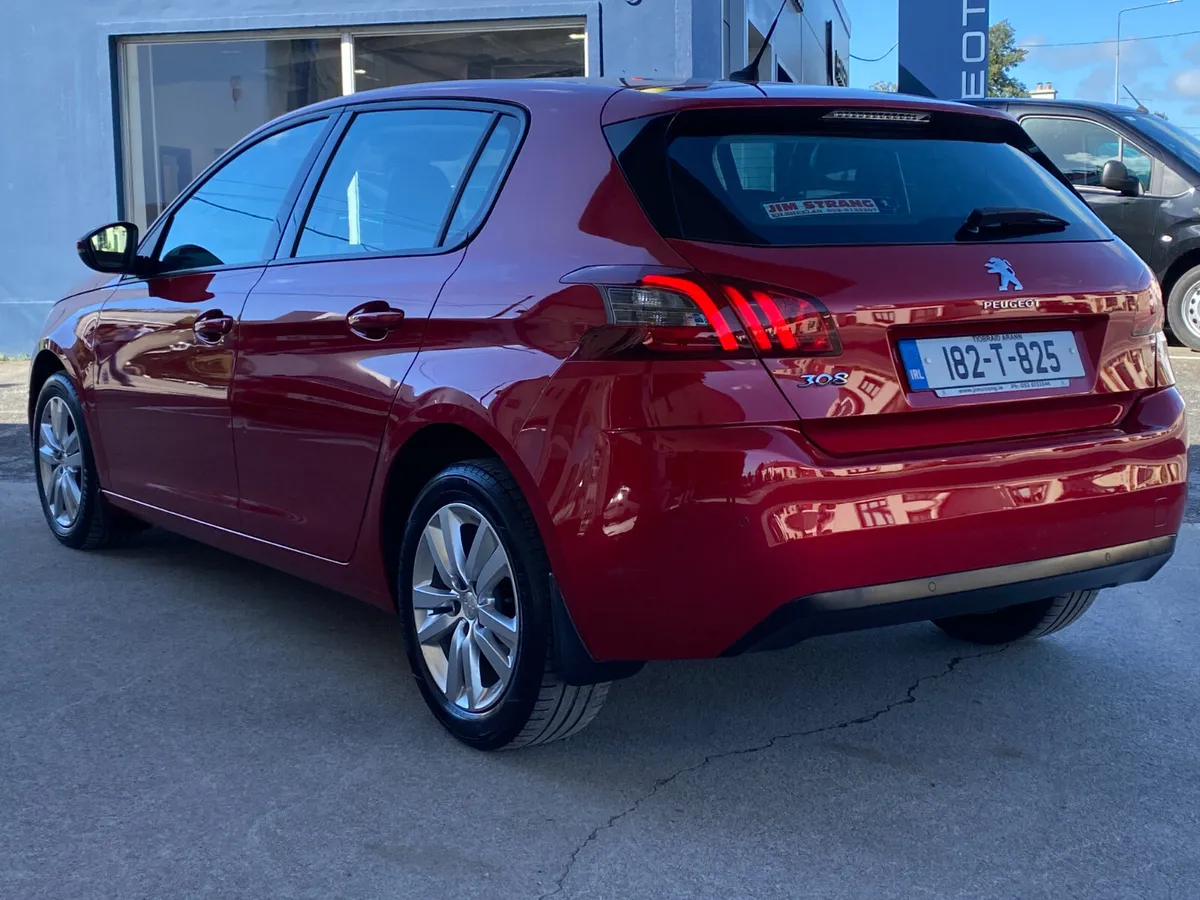 Peugeot 308 1.6 HDi 100bhp Active - Image 3