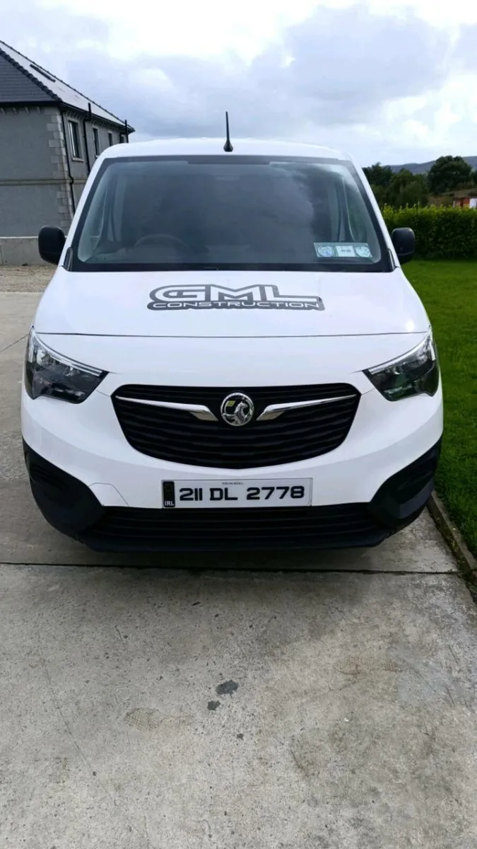 211 Vauxhall combo - Image 1