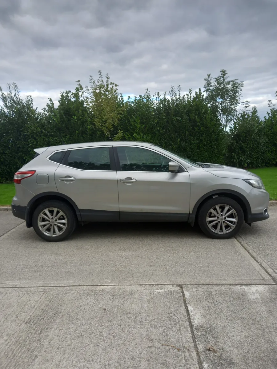 2015 Nissan Qashqai 1.5 Diesel - Image 1