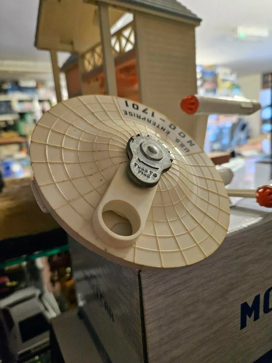 Dinky 1970's Star Trek Enterprise - Image 2