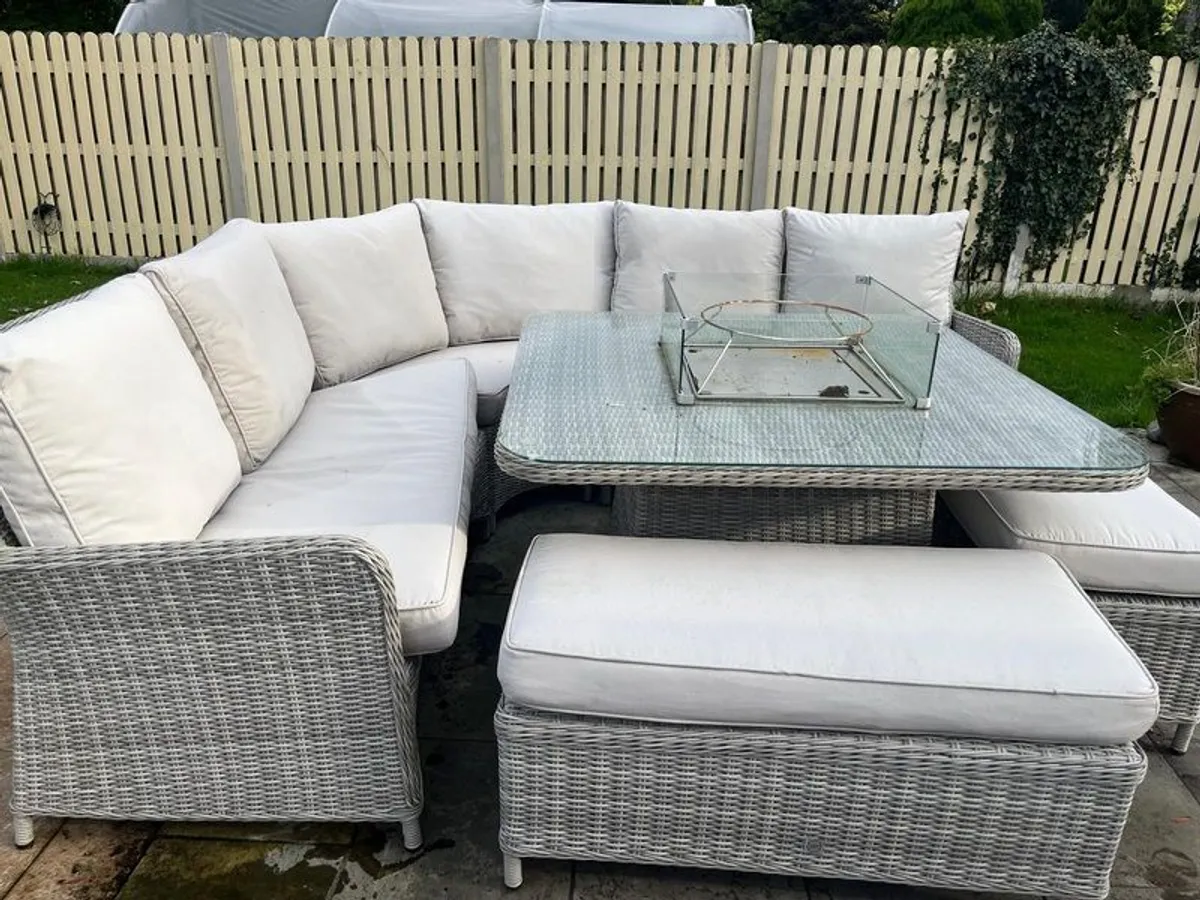 Garden Furniture - Image 1