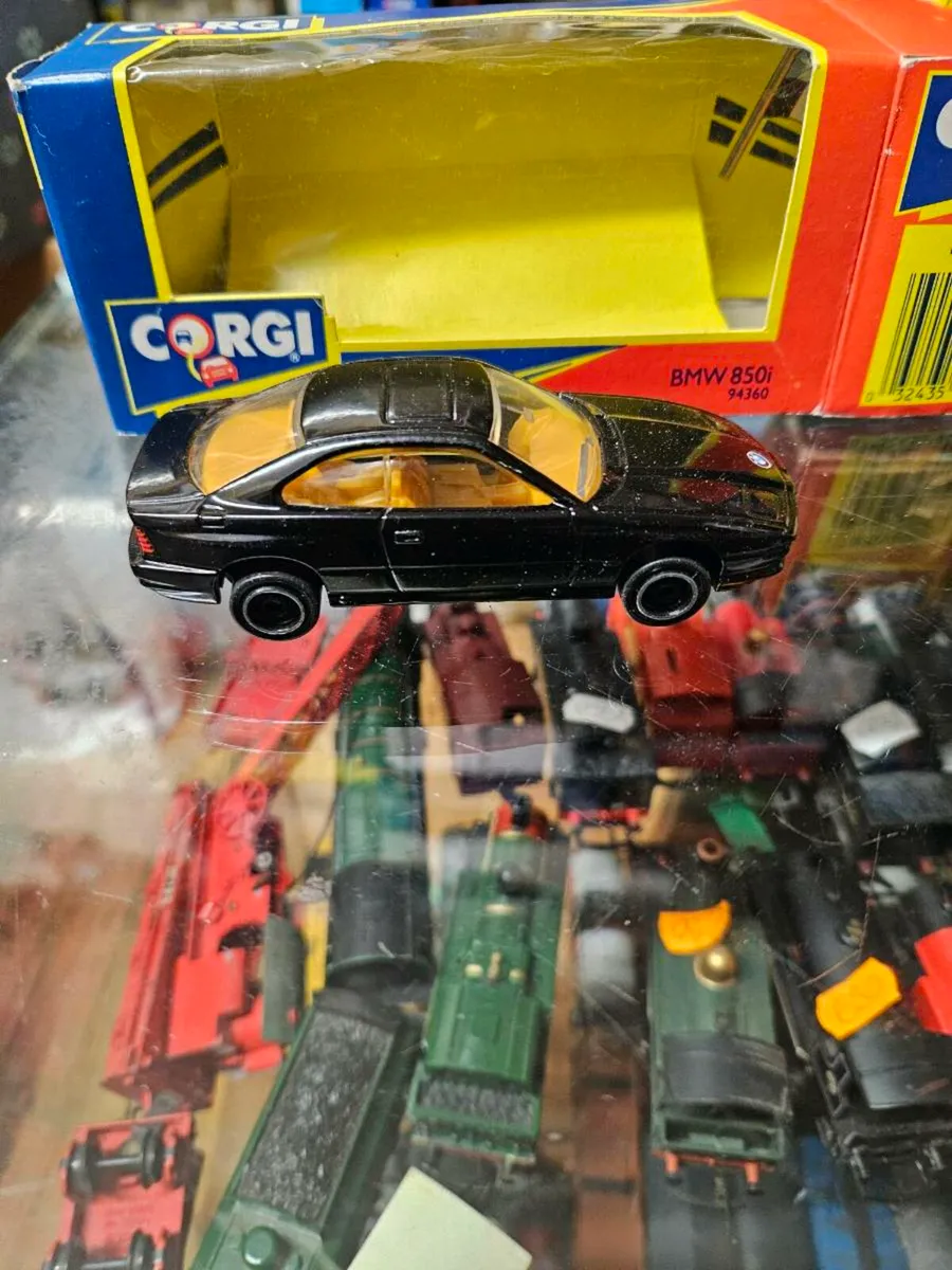 Corgi BMW 850i - Image 2