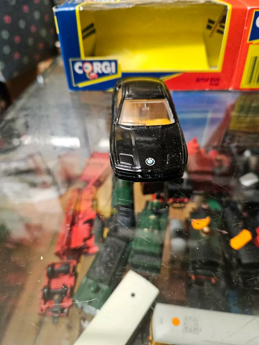 Corgi BMW 850i - Image 4