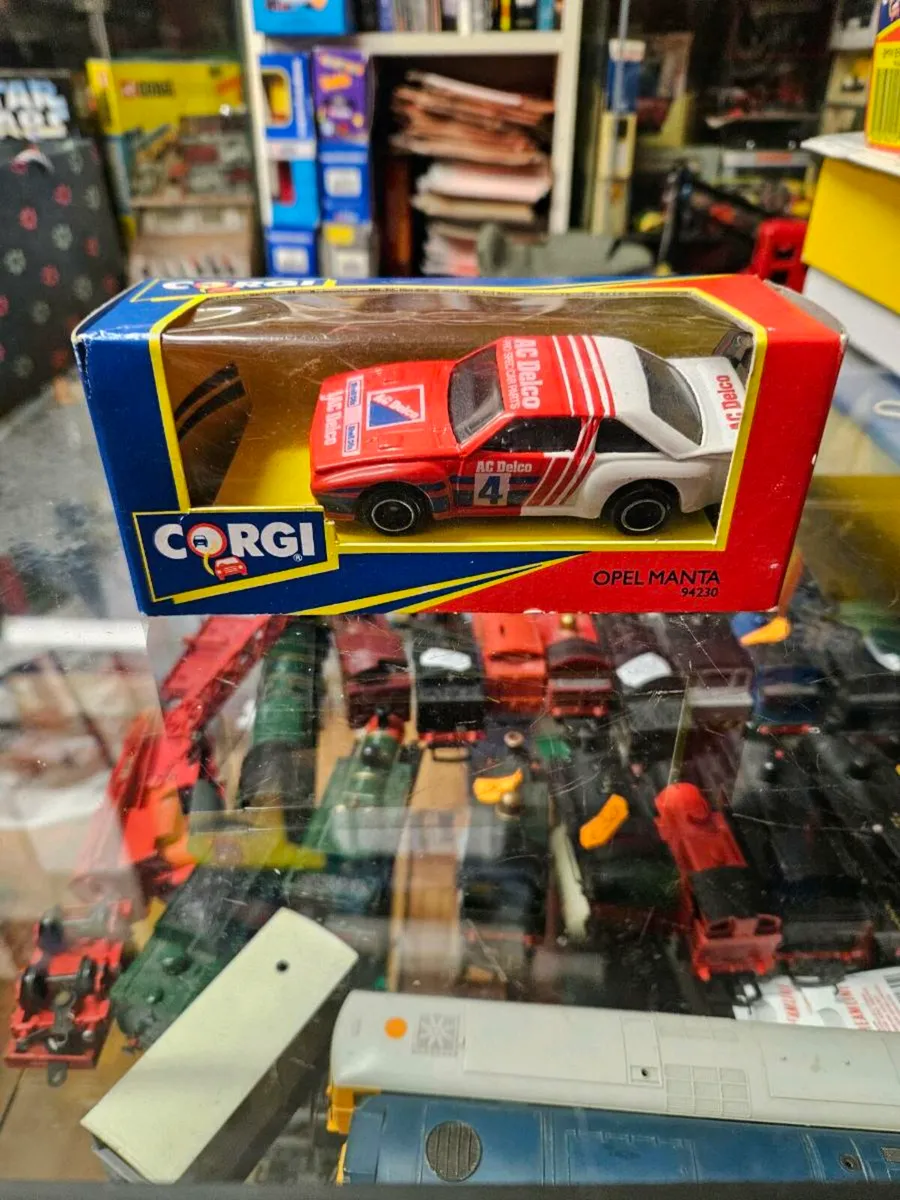 Corgi Opel Manta - Image 1