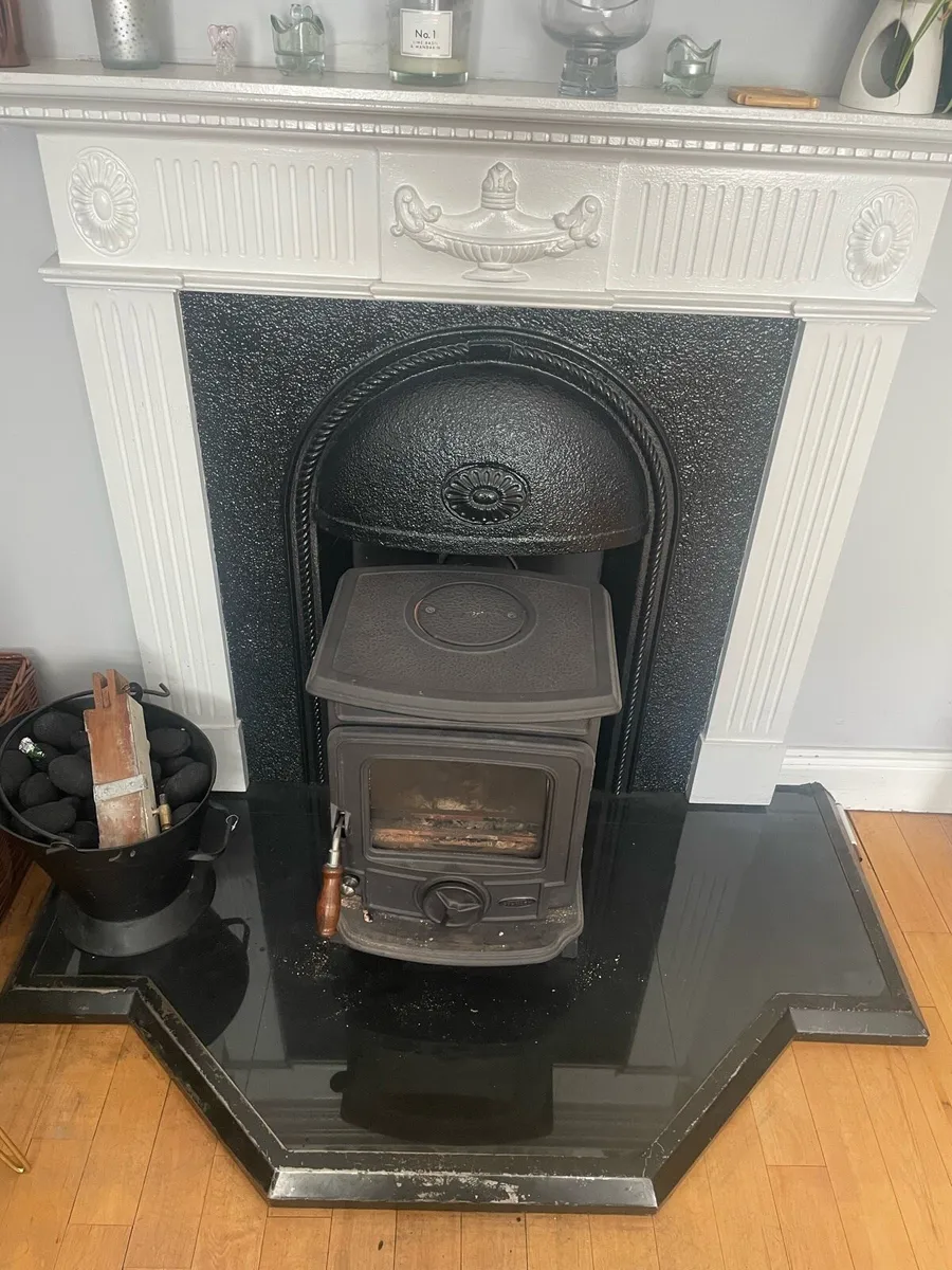 Fireplace/ stove - Image 1