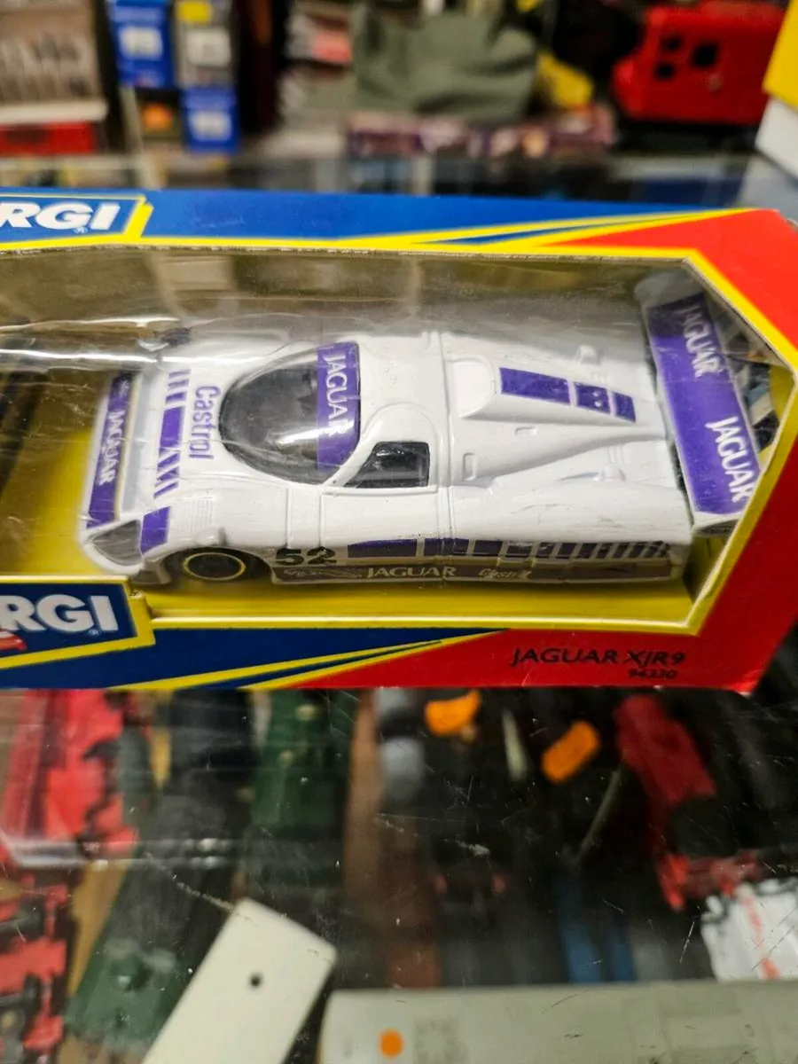 Corgi Jaguar Racing - Image 2
