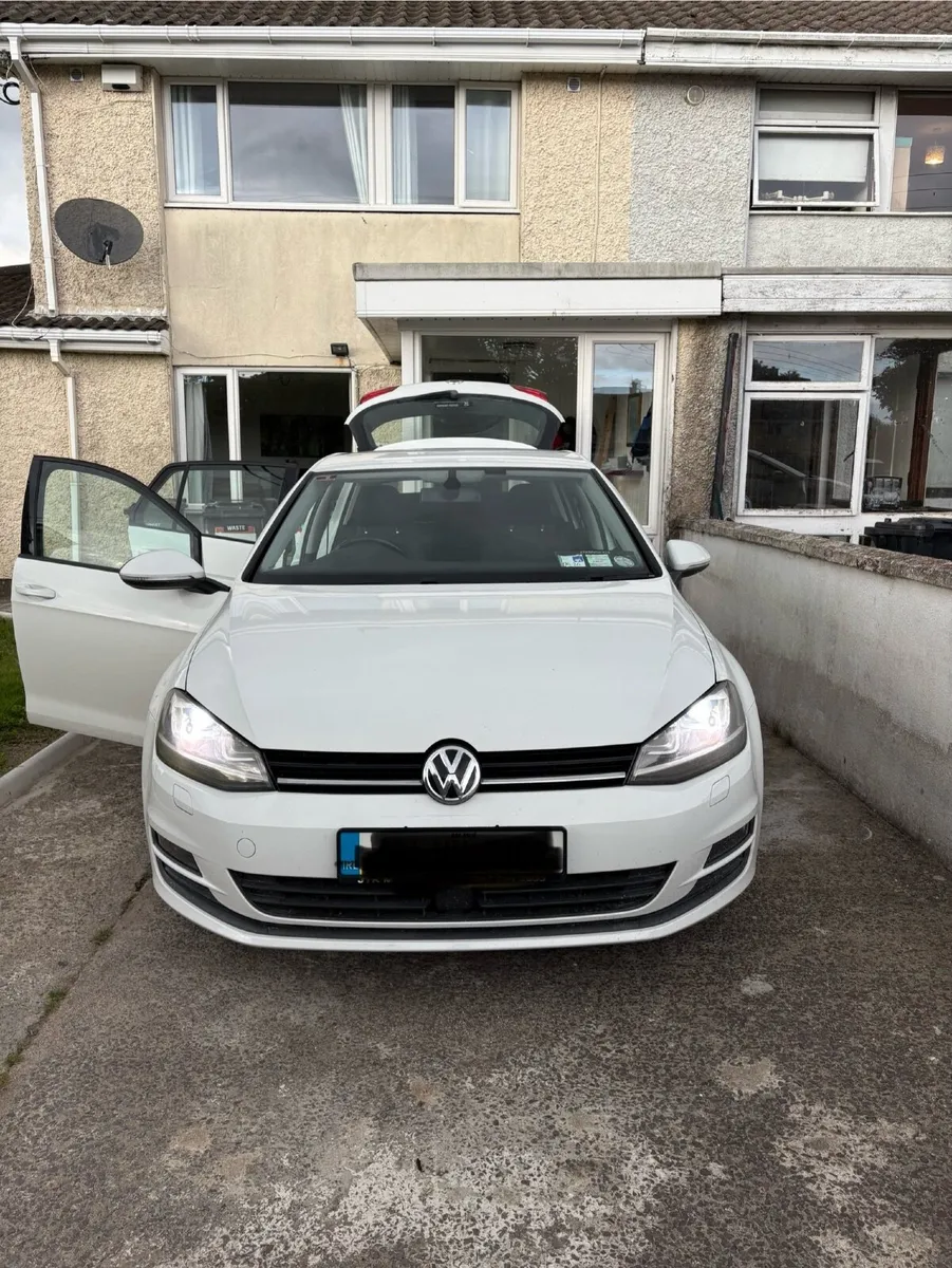 Volkswagen Golf 2016 - Image 1