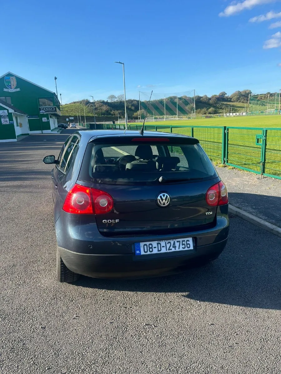 Volkswagen Golf 2008 - Image 2