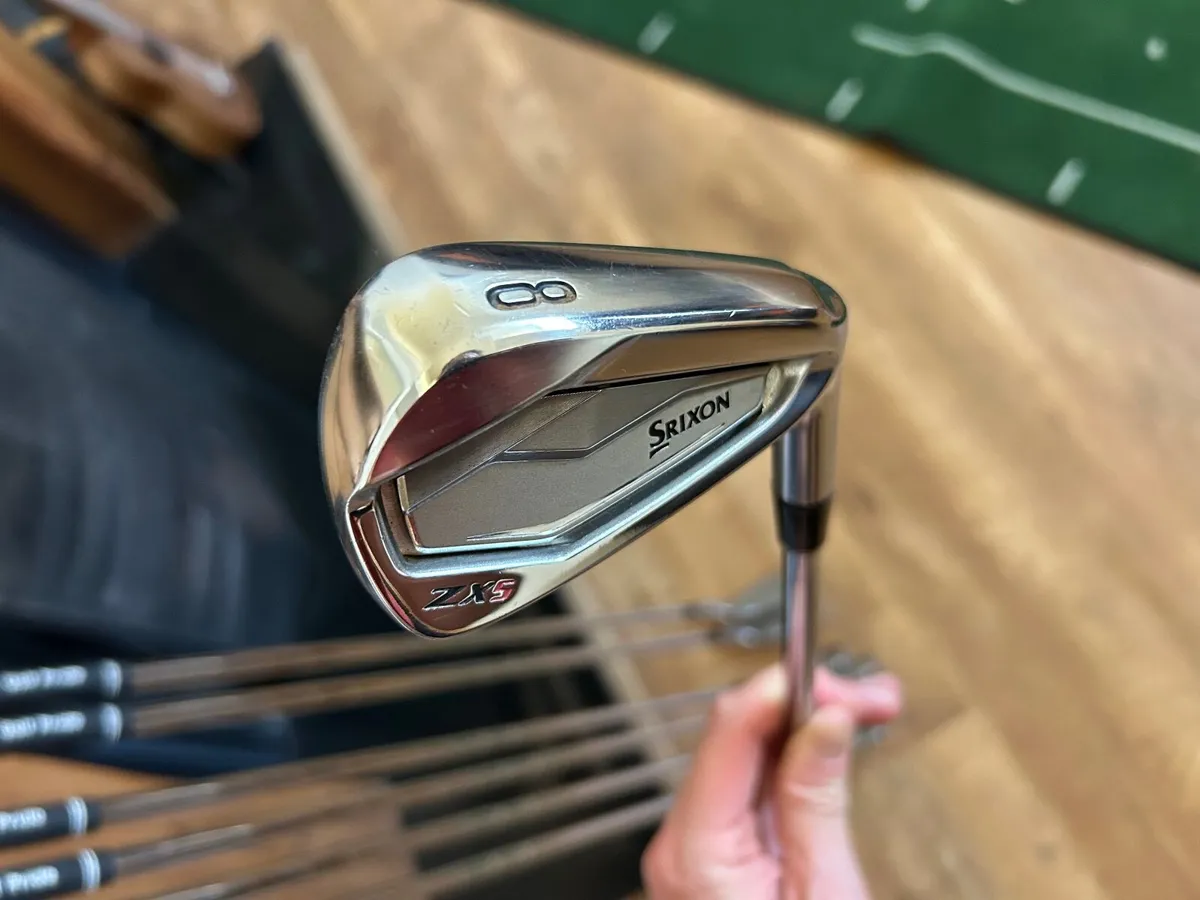 Srixon ZX5 golf irons - Image 1