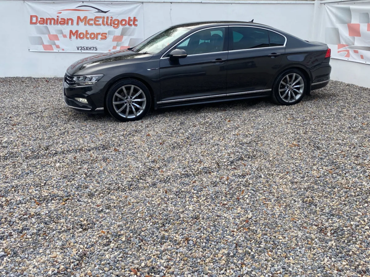 2020 Volkswagen Passat R-Line - Image 1