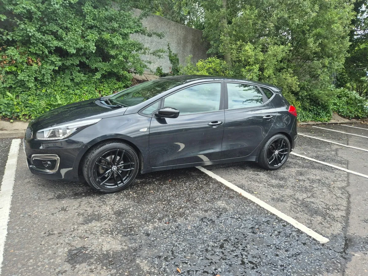 Kia Ceed 2018 - Image 3