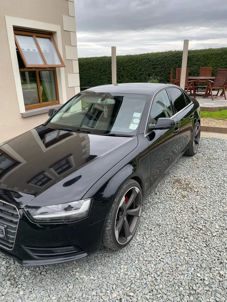 Audi A4 - Image 2