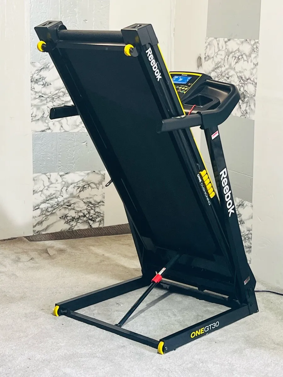 REEBOK INCLINE MOTORISED TREADMILL - Image 2