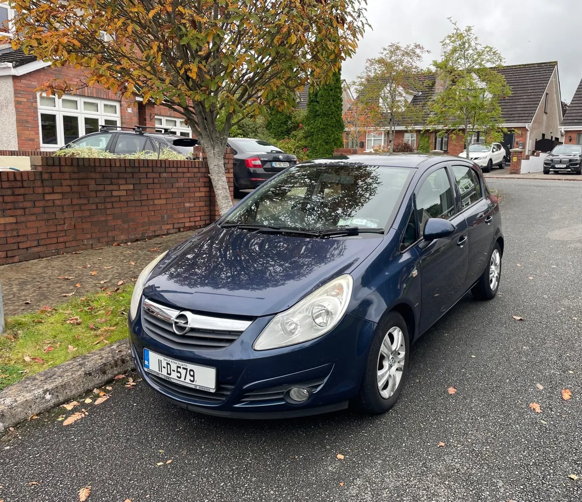 Opel Corsa 2011 - Image 1