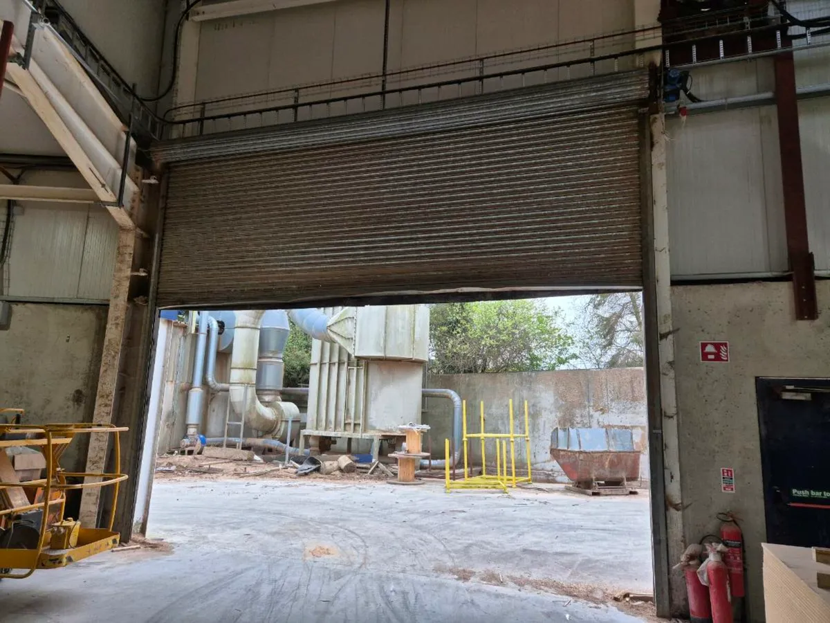 Roller shutter door - Image 2