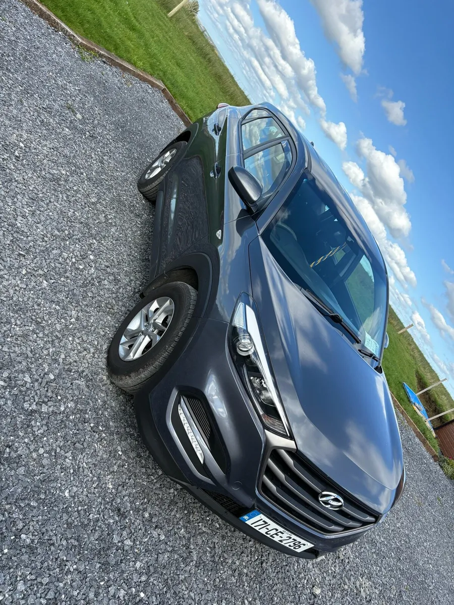 Hyundai Tucson - Image 1