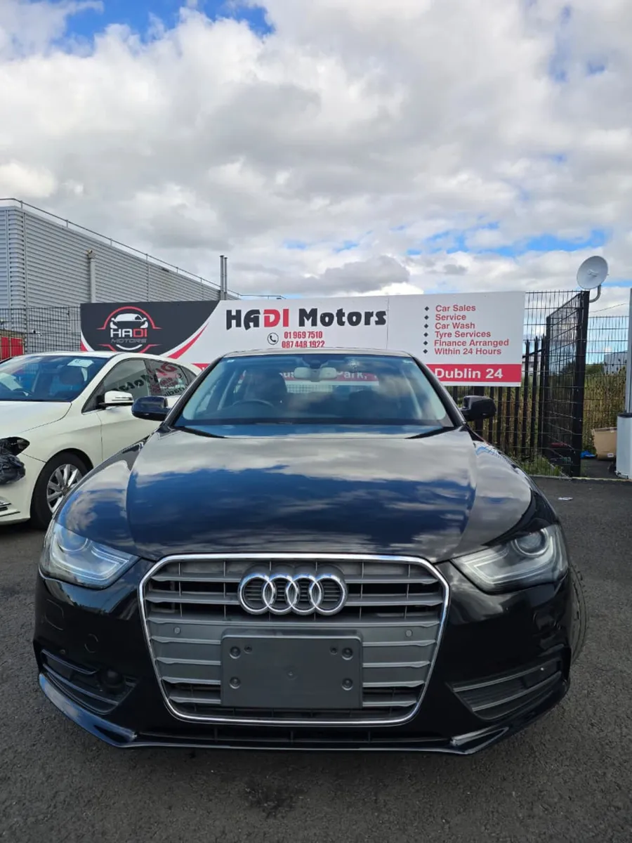 AUDI A4 2015 BLACK - Image 2